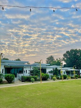 river valley resort