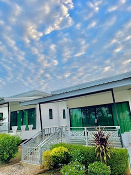river valley resort