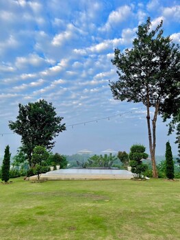 river valley resort
