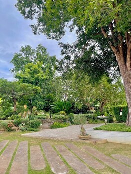 river valley resort