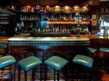 black bass hotel