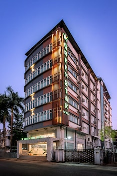 green star hotel yangon