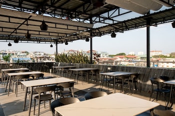 green star hotel yangon