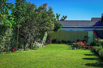 calm breeze resort rwanchege