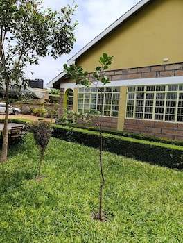 calm breeze resort rwanchege