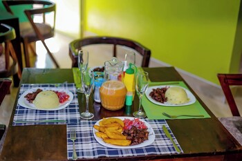 Calm Breeze Resort Rwanchege,,3 star