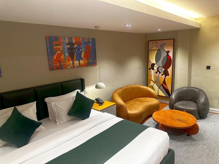 taja hotels ltd adeniyi jones ikeja