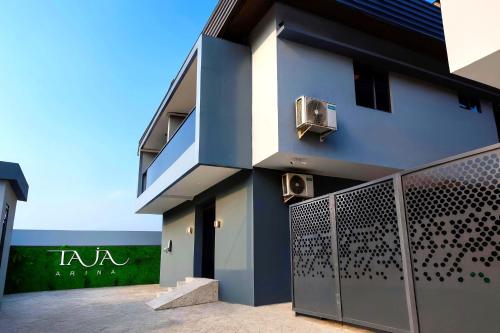 taja hotels ltd adeniyi jones ikeja