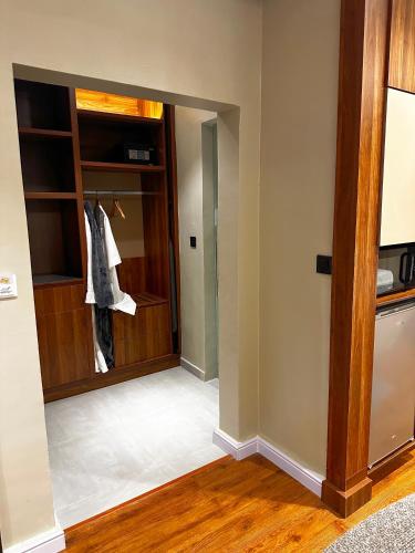 taja hotels ltd adeniyi jones ikeja