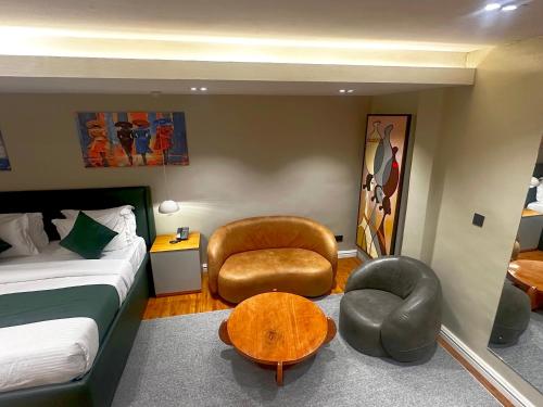 taja hotels ltd adeniyi jones ikeja