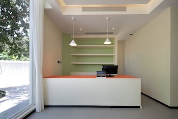 Sanya Shengge International Hostel,,2 star