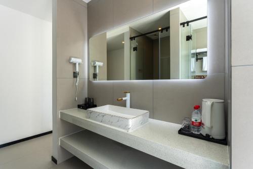 sanya shengge international hostel