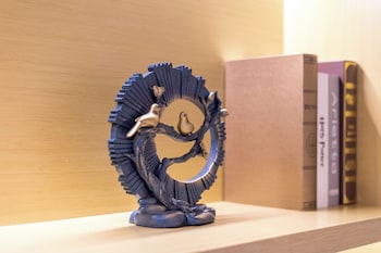 trendy romantic hotel guangzhou beijing road pedestrian street haizhu square metro station branch