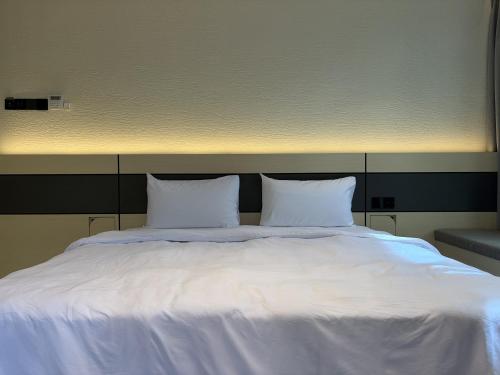 goldlight inn