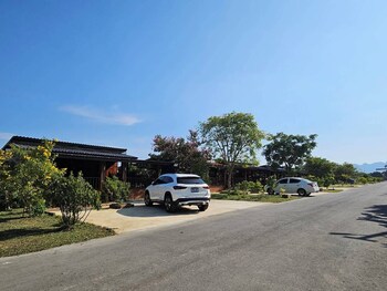 srianan resort