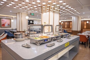 lanou international hotel beijing guomao gaobeidian metro station branch
