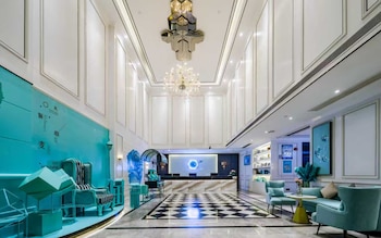 xana lite hotel international guangzhou baiyun railway station sanyuanli branch free deliver service to canton fair complex during canton fair period