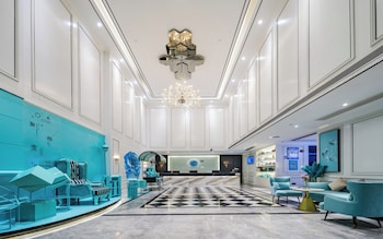 xana lite hotel international guangzhou baiyun railway station sanyuanli branch free deliver service to canton fair complex during canton fair period