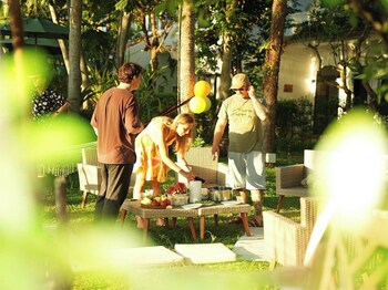 muca hoian co living and work retreat
