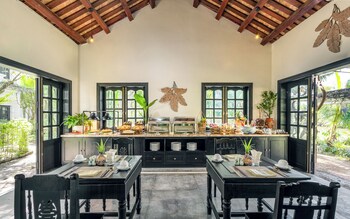 muca hoian co living and work retreat