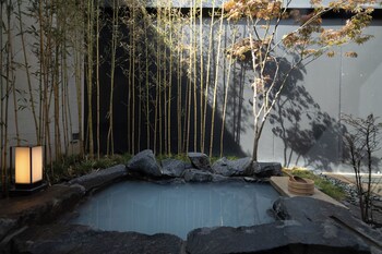 beijing wanli yipiao courtyard hot spring resort