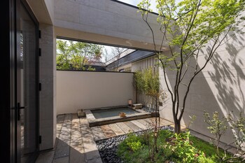 beijing wanli yipiao courtyard hot spring resort