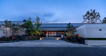 beijing wanli yipiao courtyard hot spring resort