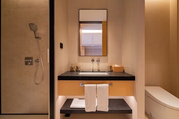 beijing wanli yipiao courtyard hot spring resort