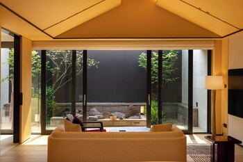 beijing wanli yipiao courtyard hot spring resort