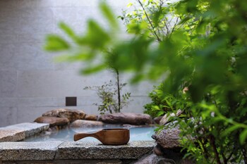 beijing wanli yipiao courtyard hot spring resort