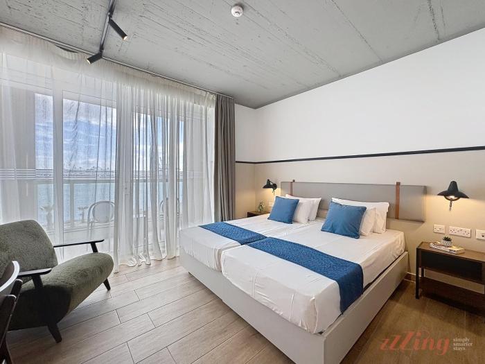south 32 hotel by zzzing