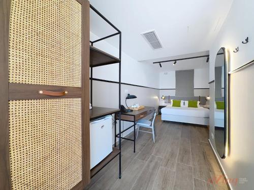 south 32 hotel by zzzing