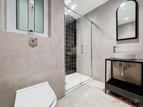 south 32 hotel by zzzing