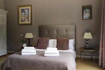 enjoy apartments gran via