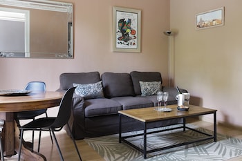 enjoy apartments gran via