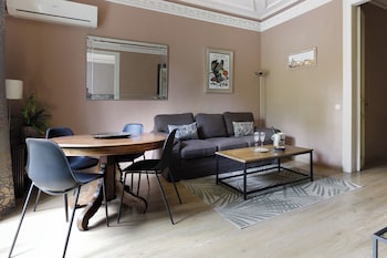 enjoy apartments gran via