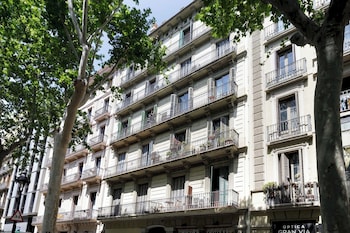 enjoy apartments gran via