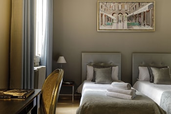 enjoy apartments gran via