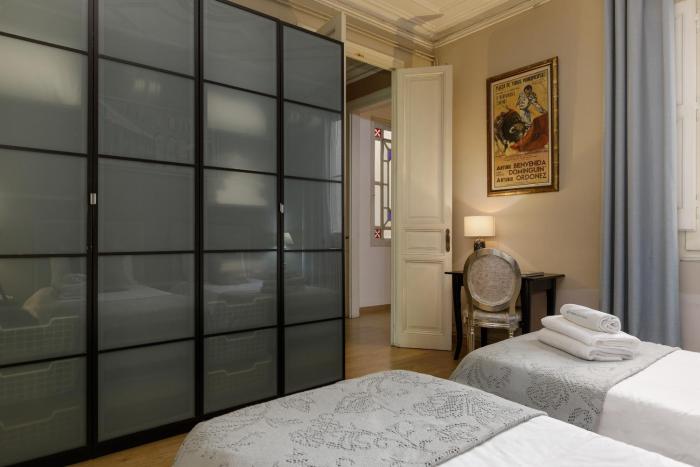 enjoy apartments gran via