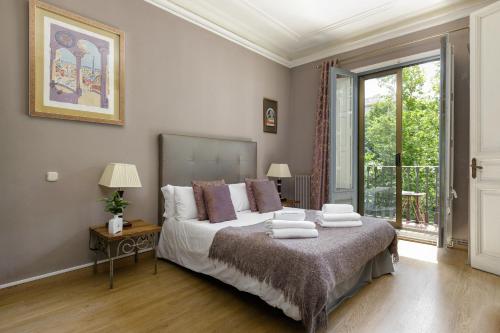 enjoy apartments gran via