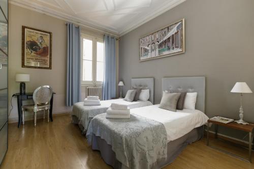 enjoy apartments gran via