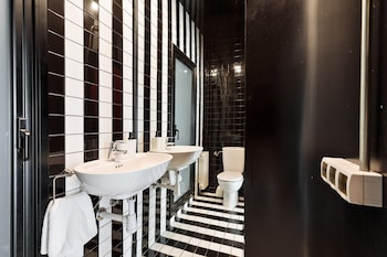eulalias lodges barcelona