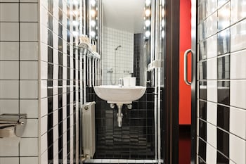 eulalias lodges barcelona