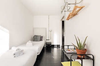 eulalias lodges barcelona