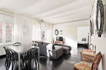 eulalias lodges barcelona