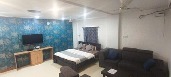 Hotel Zova,,2 star