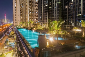 lumiere parkview apartment