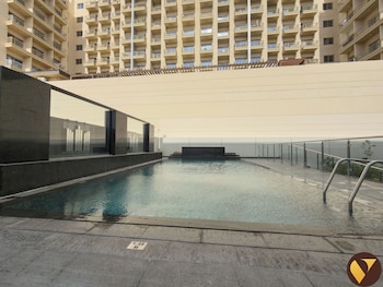 Vogue | Al Serh Residences Near Circle Mall Jvc,,0 star