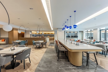 holiday inn express beijing lize business district by ihg