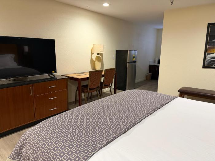 relax hotel and spa